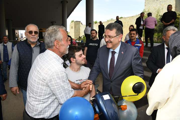 51bce570-745b-4c6c-ae17-1b98a0526963