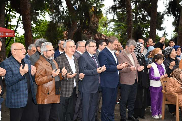 59e403bc-0566-435b-b5f4-724422498afa