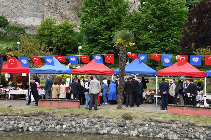 616d8d9e-58dd-4a90-95da-2fab6c8766d1