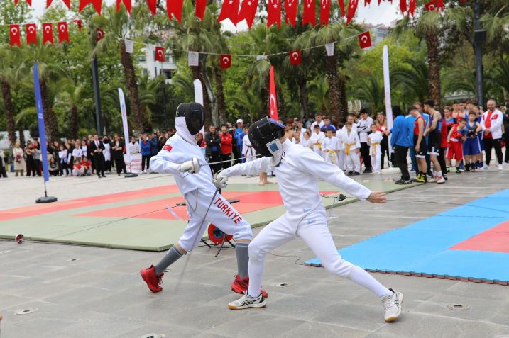 6db705c3-09c4-4e7b-9ef4-ecec82c9cee9