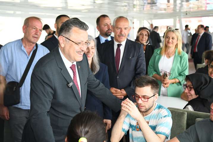 8888dc29-cbee-49e9-98dc-762b3408165c