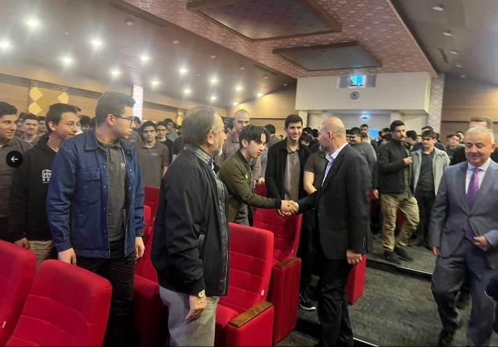 96afadff-1c54-4d3b-ac1a-8ad82331918d