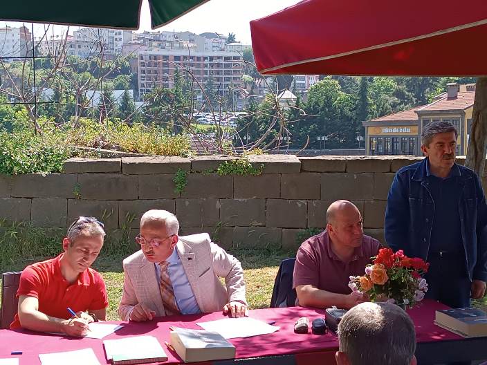 a93c8a3b-7bbd-43a6-8386-fbfb33b96c3f