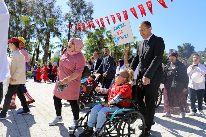 bec09dfe-7f4b-444b-b6ce-16f955021e9a