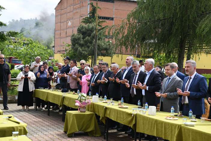 c282b70c-46c2-49b5-9ff4-739abfbcd9cf