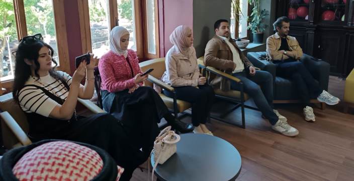 c99de061-7990-45b8-8d7c-9bdd5b9f41e8