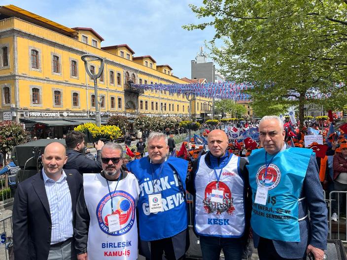 cf5b4e89-f499-4111-a8bf-420011e0443b