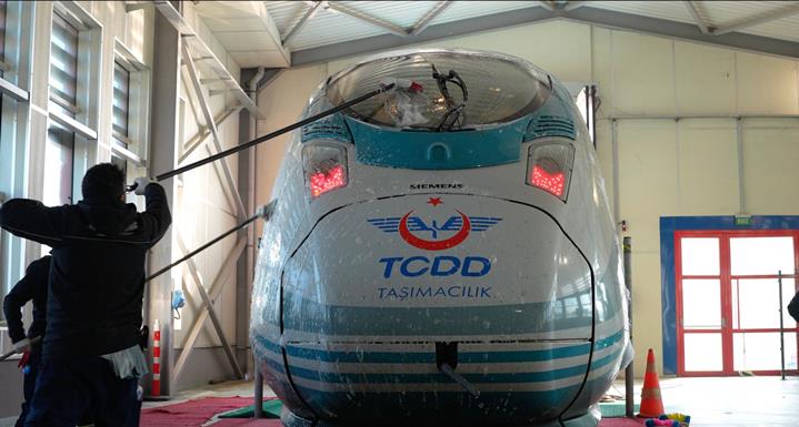 dfce3773-c681-4287-9f7e-a921a9dba47a