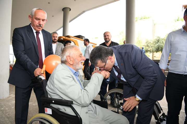 e237119c-df6a-43da-9874-e9f232d7511b