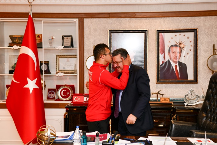 e534dad5-80c9-4631-8868-d0f5082cca02