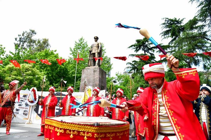 eabf898f-bc22-49f4-9c00-ba3a8e2a03b6