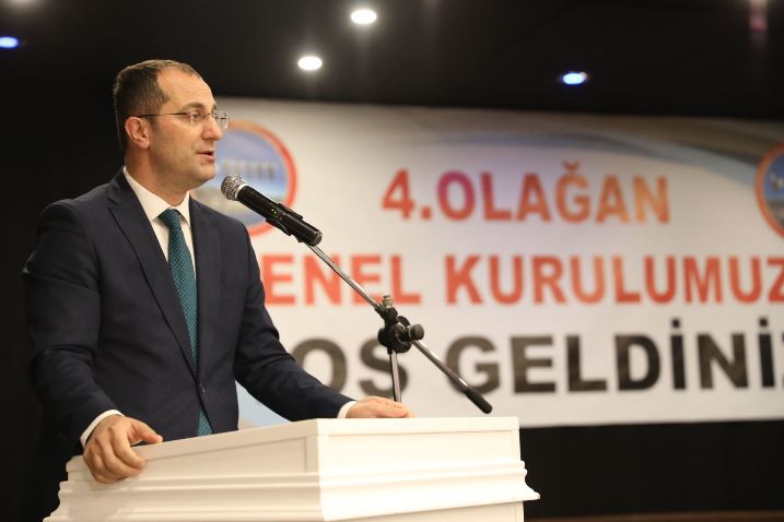 ee653064-df92-4fa8-ad0c-8884efba4096