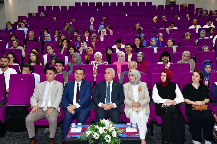 05c3d55d-7084-4215-8aaa-0efc8259dbb4