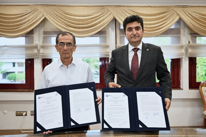 33f65938-2a23-47b9-8679-da080baa653e