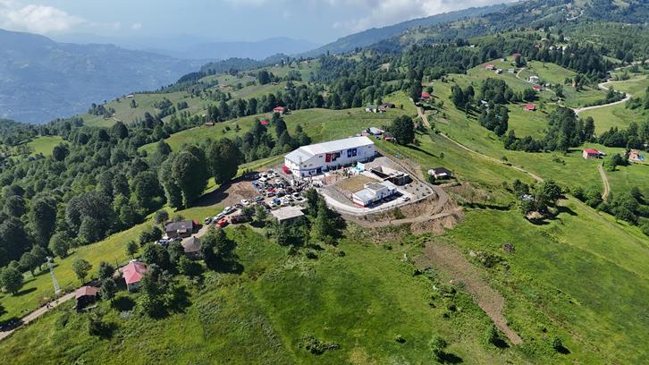 384ece3c-45a3-4f31-927c-27db95c4ef69