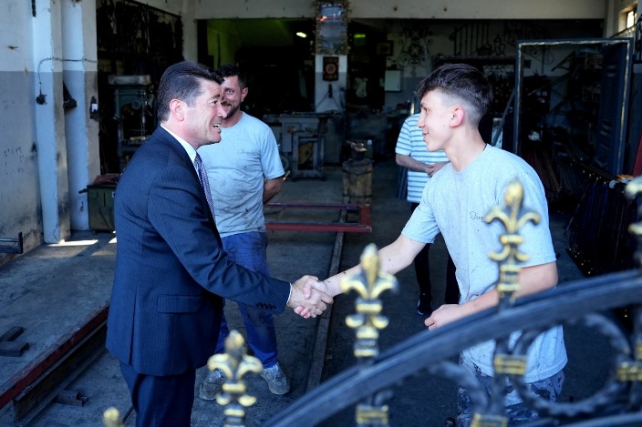 6891e7d9-9bdf-465a-a305-905672bd3f8a