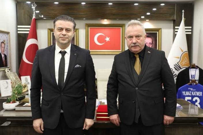 akp-il-baskani-yilmaz-katmer-sagda-mudur-halil-ibrahm-akmese-solad_1