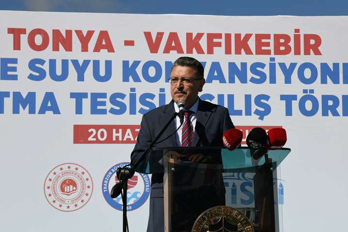 b8d12563-7e93-462f-bde2-a9d8fac57922