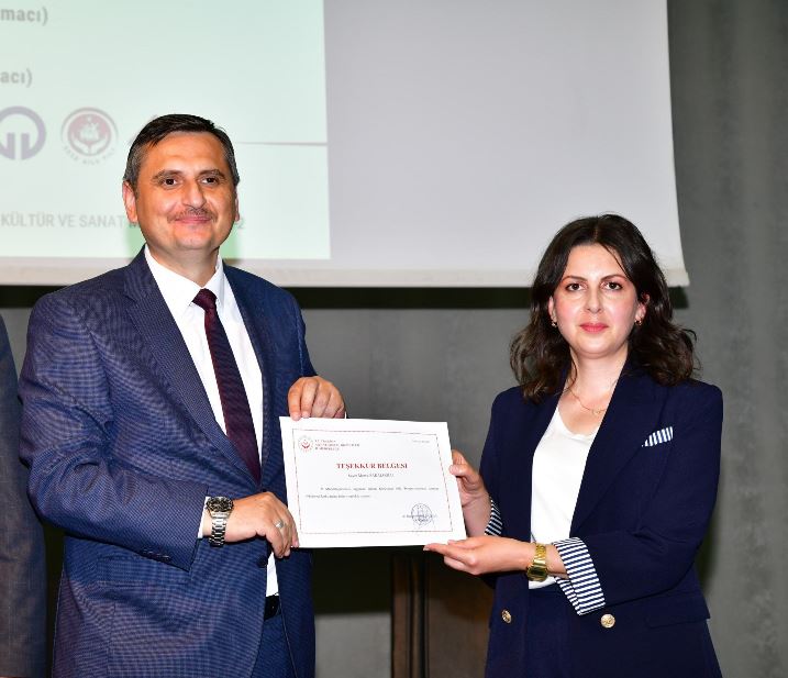 c259a212-053c-4892-b142-3b2d79810159