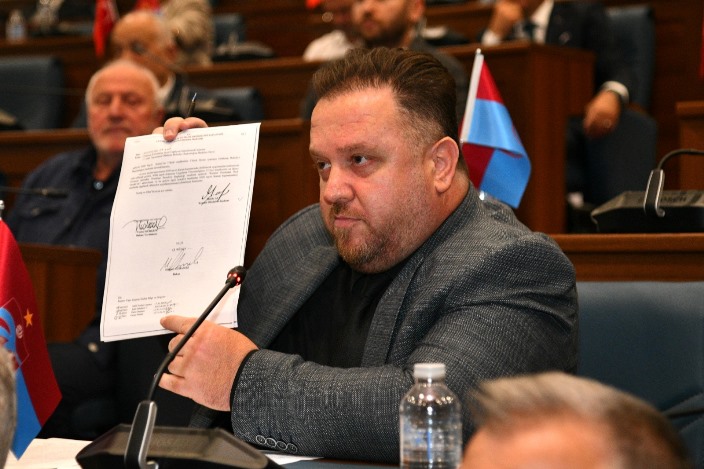 cbbe2d00-72a5-4e46-bf7e-75356d0ef1cd