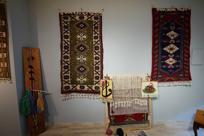 281c57bd-6cc5-4285-baba-edb9181e925c