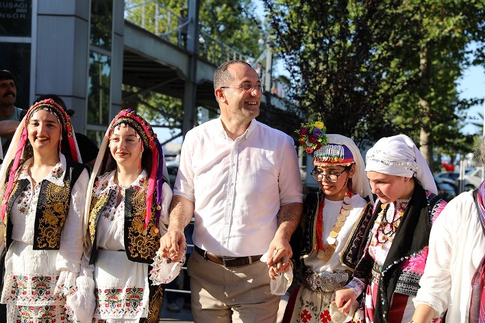 3cd30604-cdb8-4563-bd14-fcda3bc848ac