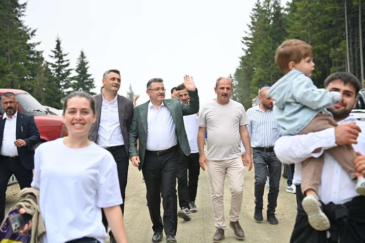 57a353af-18f1-450c-ad9d-048964622e8f