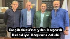 Beşikdüzü’ne yılın başarılı Belediye Başkanı ödülü