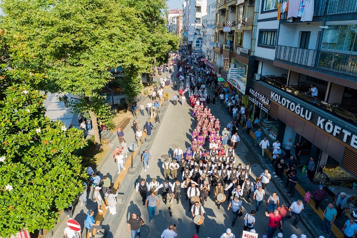 e70d0a4e-b2c3-4206-9a79-82b3f04c3752