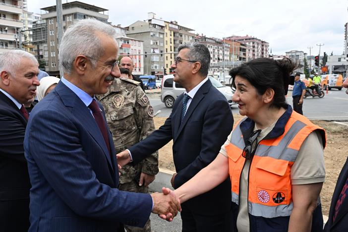 5bb07425-c971-49e2-99f1-31d56c06f7d2