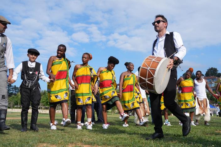 f74d8af3-2988-47cb-afb7-0b3c2f79cad2