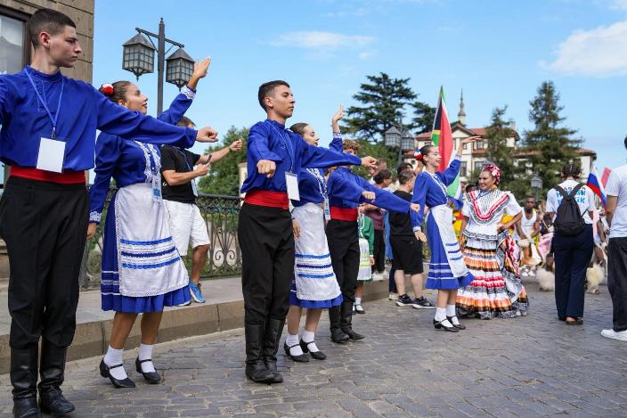 f7cdaa2a-4213-4467-819c-56fe3814788d