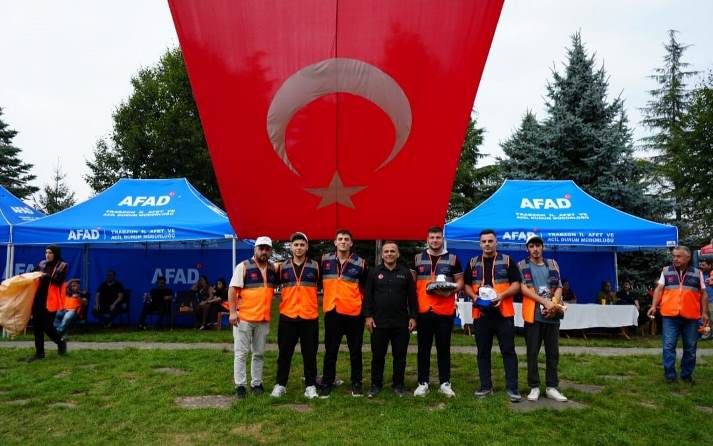 14b5bd1b-0c02-4f6f-a219-7078a732cd27