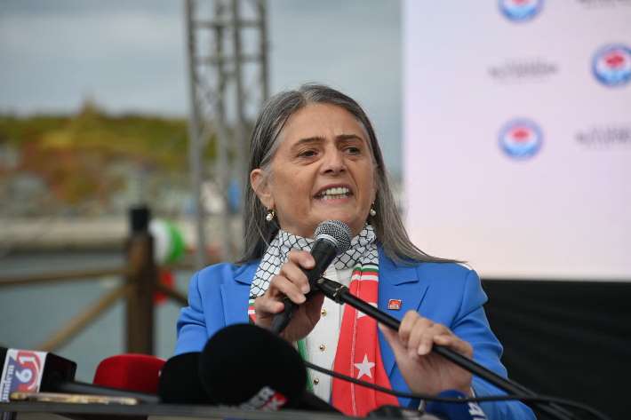 346b21f3-7d0a-4e16-b366-63f06de9f9b0