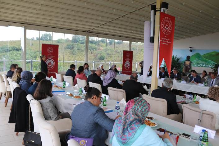 564ef98b-ae31-4a70-966a-bb7f8d986b76