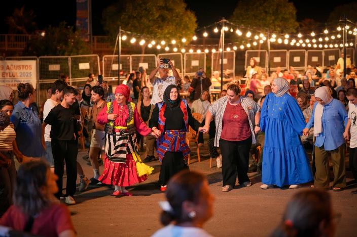 6c29f280-0d5a-4b15-a85b-9b3f07a3fcfc