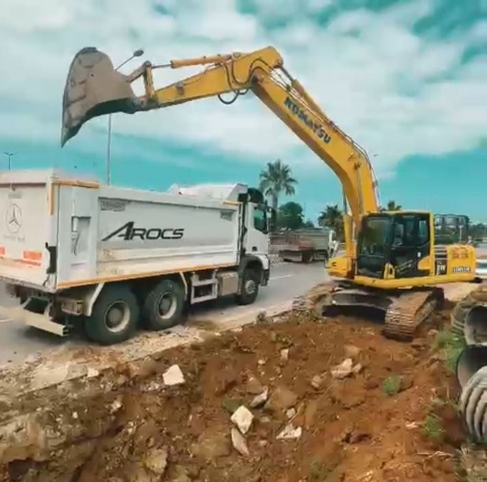 8da659a7-bfb4-406b-9870-7bbfbeb8d21b