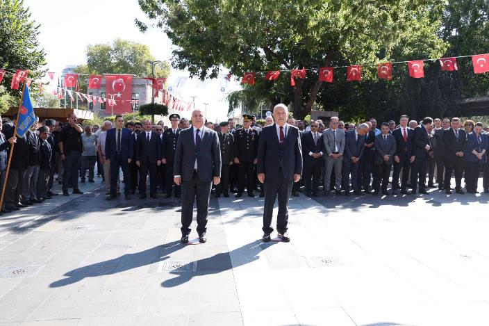 99ab77b5-495b-44f1-80a6-42ef7e121665