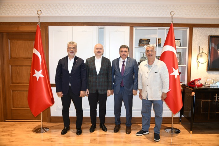 abe03f18-2878-402e-9ffc-b6b3524e81f5