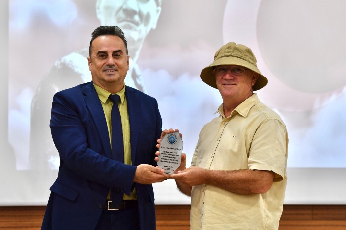 cbf1623b-e163-46dd-9d9a-8a67f8e4c2ea