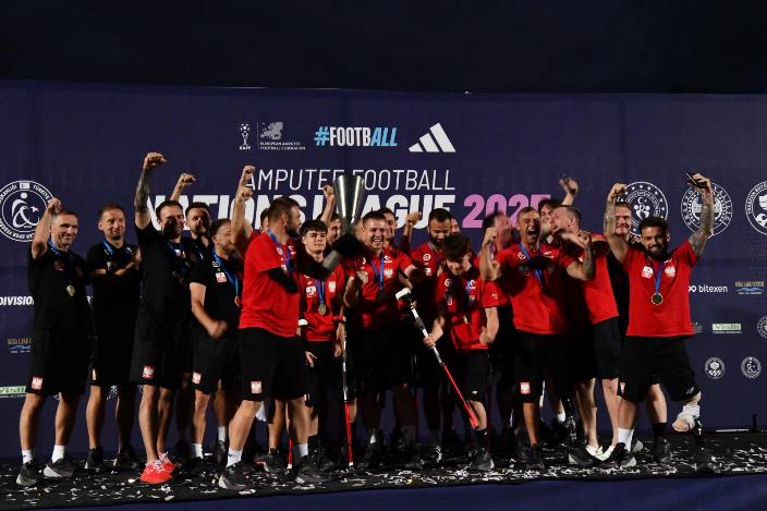 f7fa48fb-be89-4ca5-a1ce-012544e33098