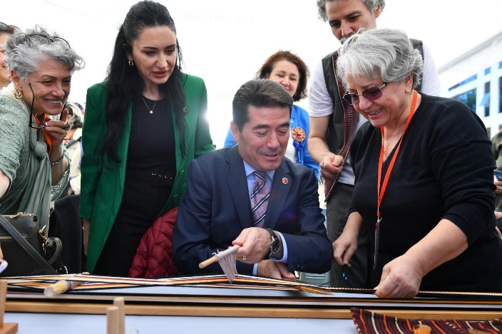 2606fff6-2245-4ecf-8414-68324115f476