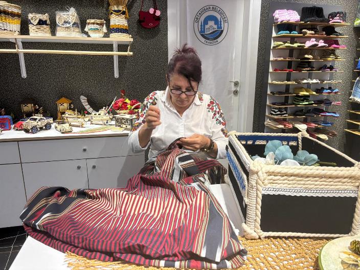 28222c01-02fd-4738-a5a4-c46eaaa3d518