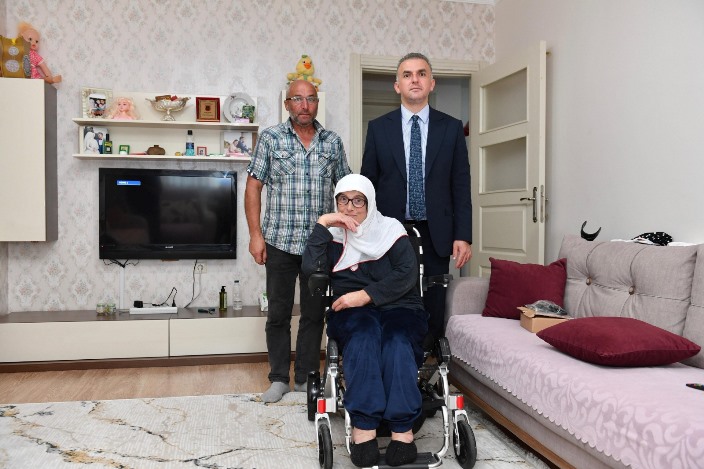 6e113f53-001f-43dd-af4e-8127604d1de4