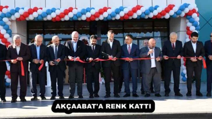 AKÇAABAT’A RENK KATTI