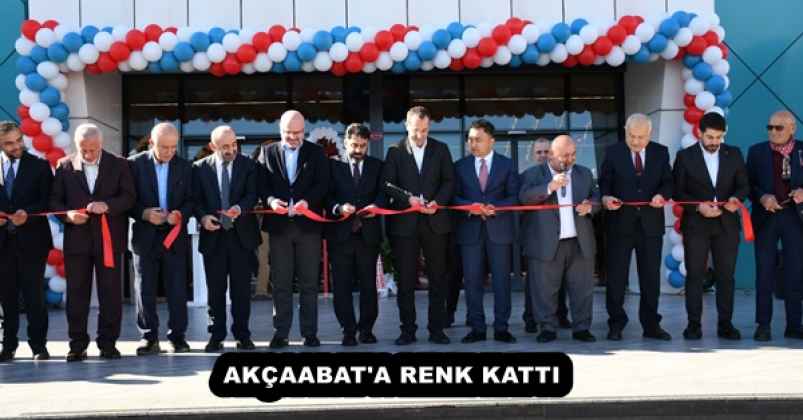 AKÇAABAT'A RENK KATTI