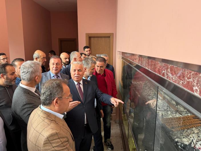 e9b74925-7c57-4911-a282-71dc7dfc0a1d