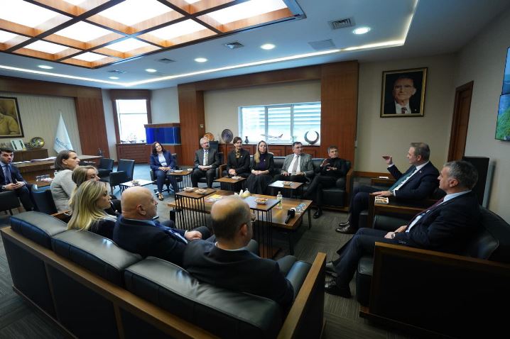 1411c002-8fc0-4ab1-b58d-a2a03ce998f3