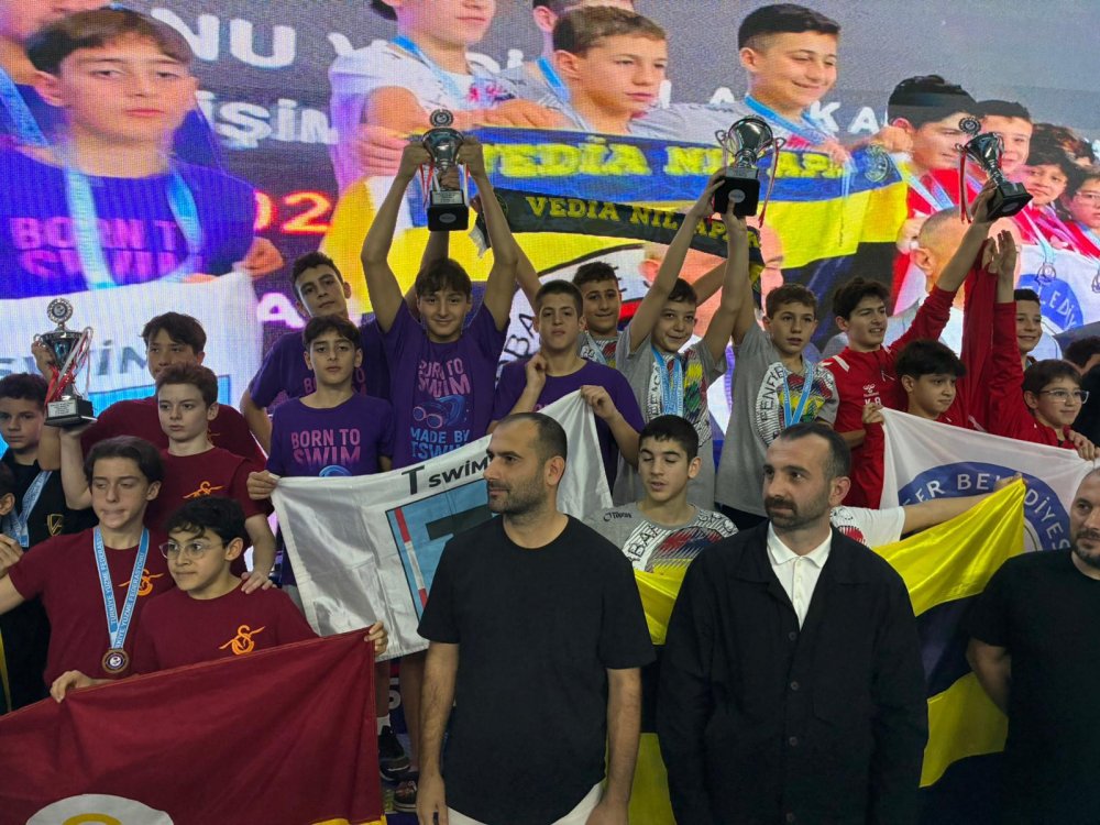 1f303504-d667-4b67-9ab4-18f6644b236a