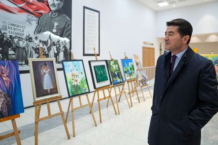 258a95c0-4176-47f3-8f53-27416a121929